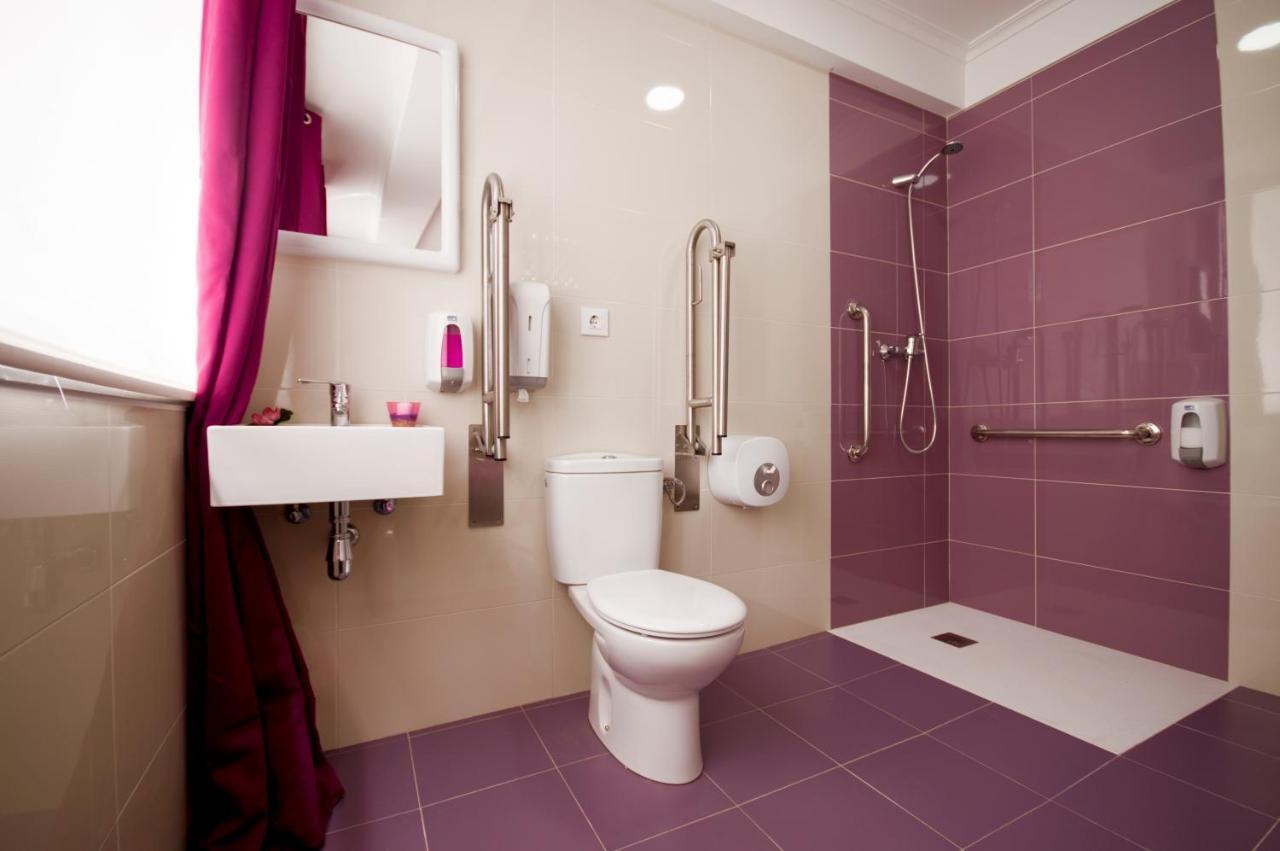 Shiku Hostel ลูโก ภายนอก รูปภาพ