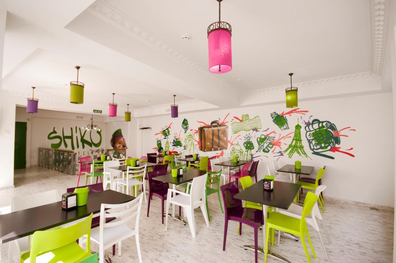 Shiku Hostel ลูโก ภายนอก รูปภาพ