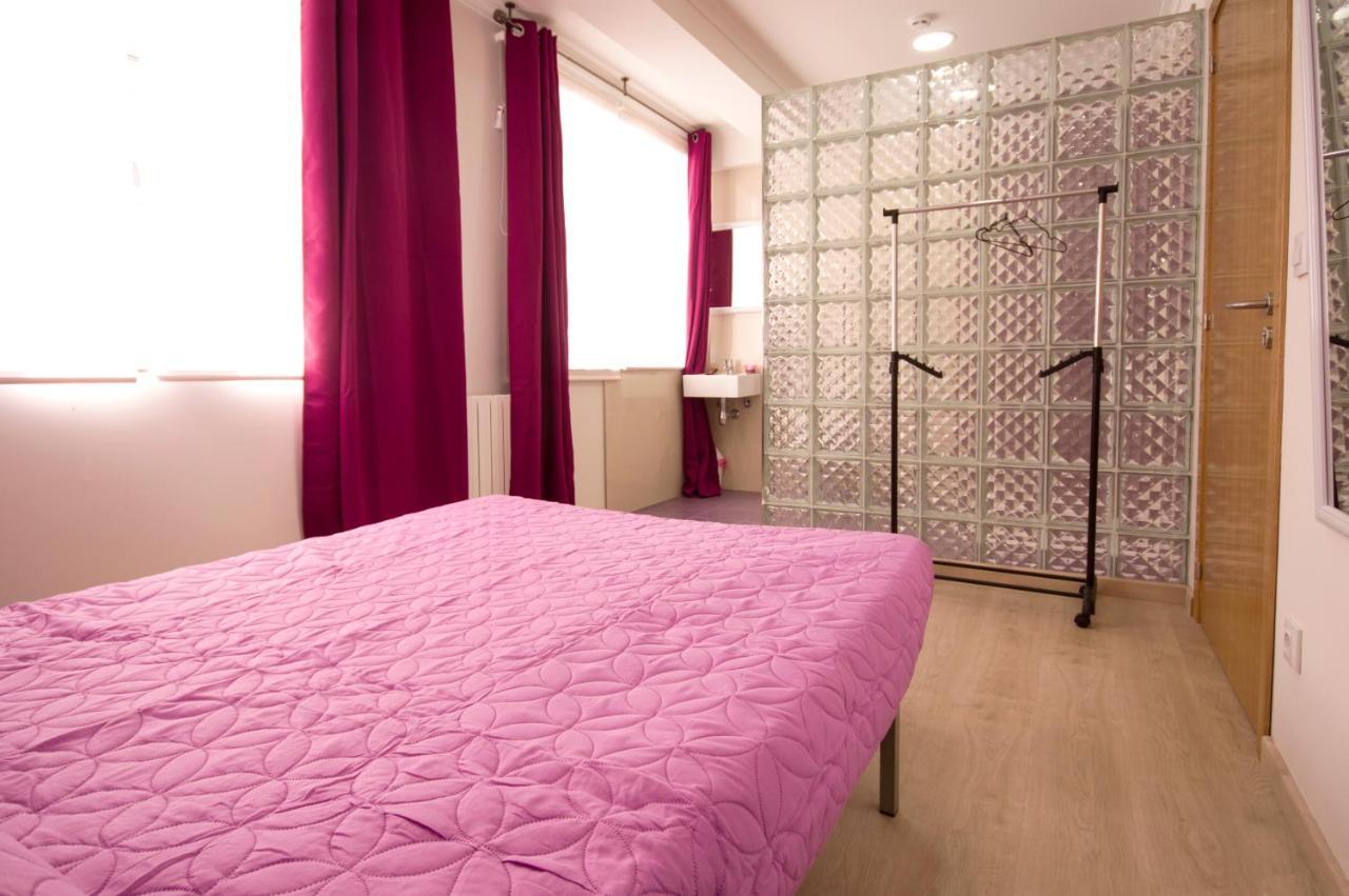 Shiku Hostel ลูโก ภายนอก รูปภาพ