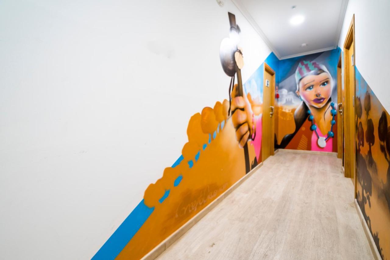 Shiku Hostel ลูโก ภายนอก รูปภาพ