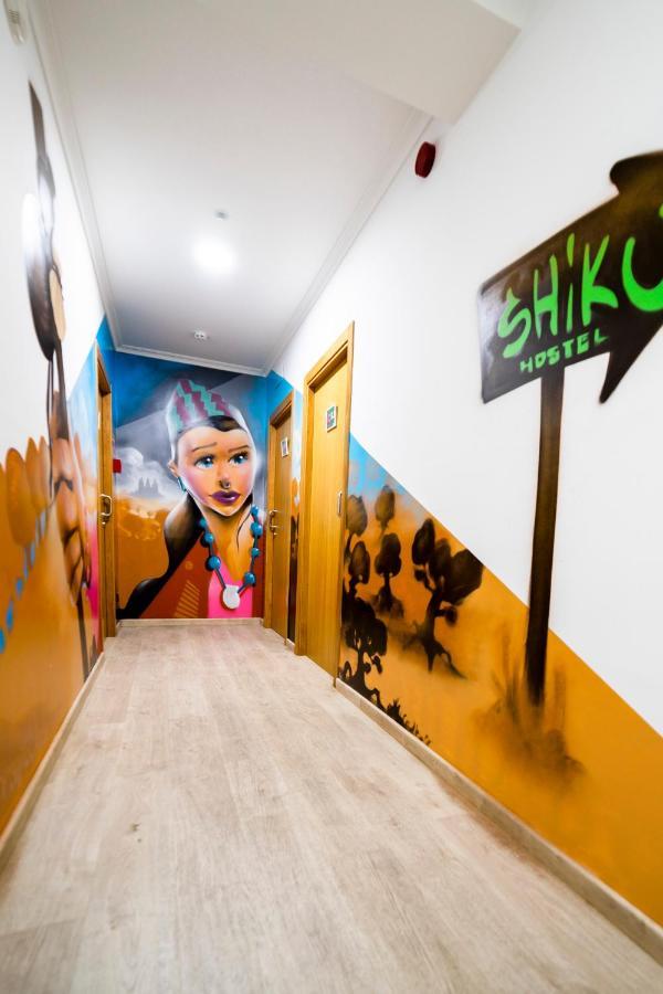 Shiku Hostel ลูโก ภายนอก รูปภาพ