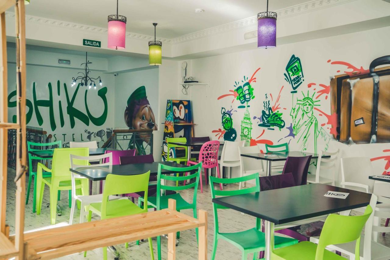 Shiku Hostel ลูโก ภายนอก รูปภาพ
